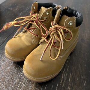 Boys Boots